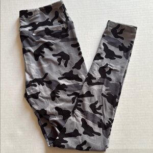 LuLaRoe Black and Gray Camouflage Leggings